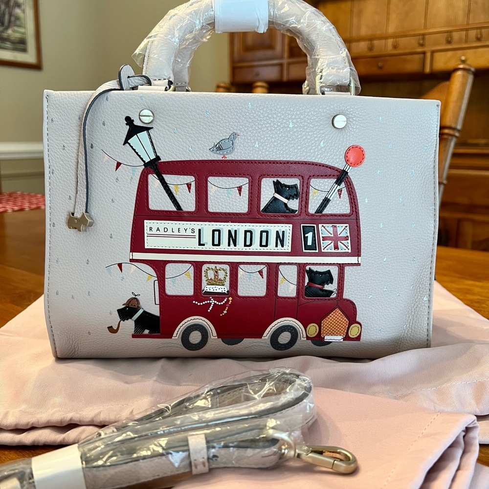 Radley London “Party Bus”